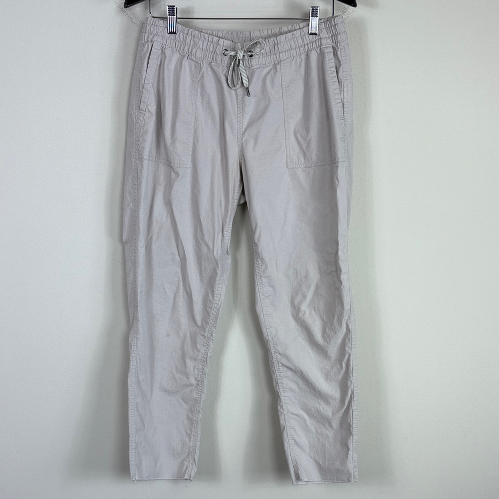 VUORI Ripstop Climber Women’s‎ Pants in Tan Size Medium